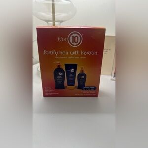 ✨New✨ It's a 10 Fortify Hair With Keratin Set